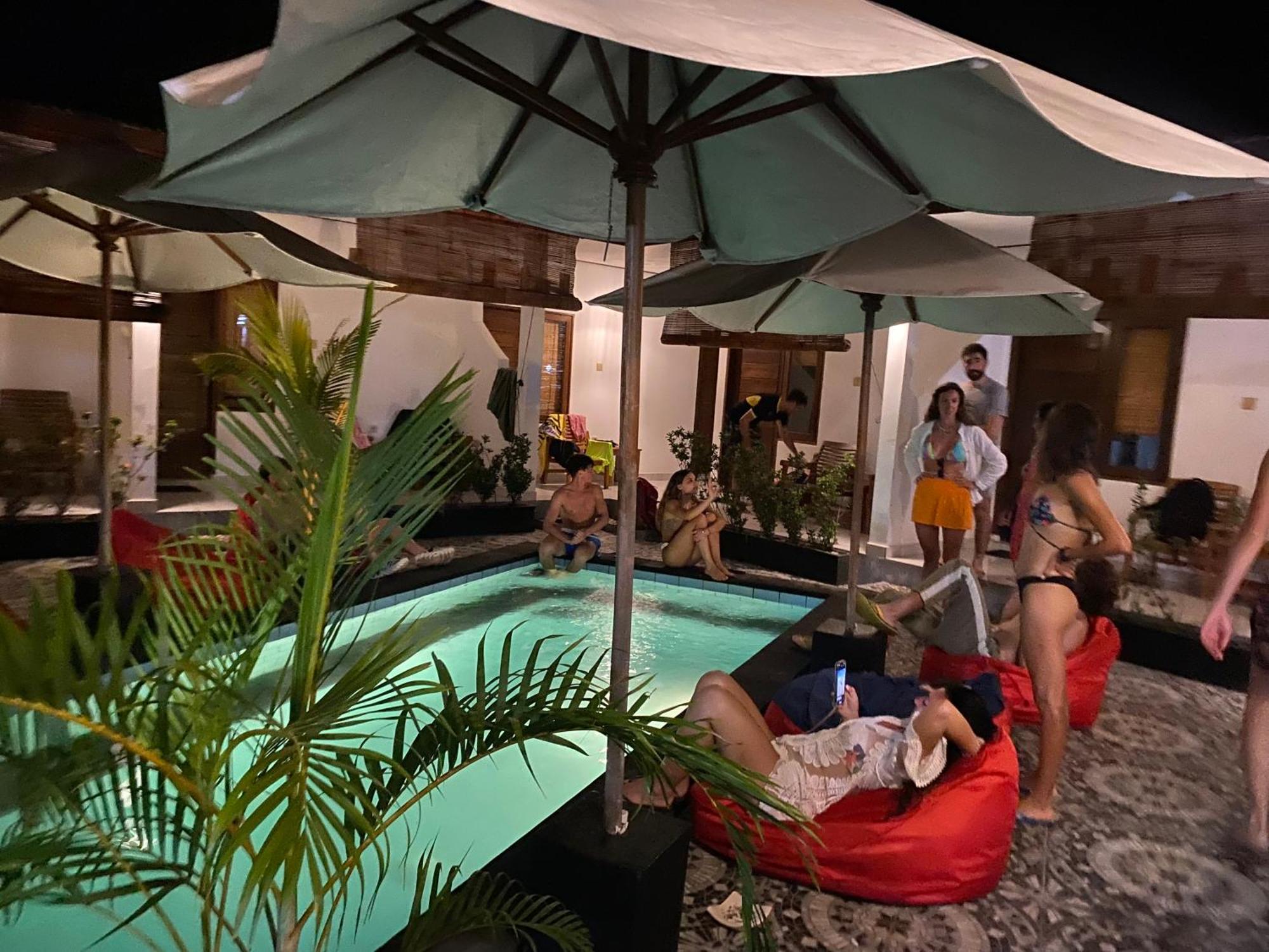 Cape Rose2 Hotel Gili Trawangan Kültér fotó